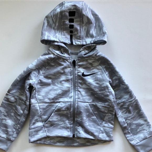 SOLD 🌟 Nike sweatshirt - Picture 3 of 5